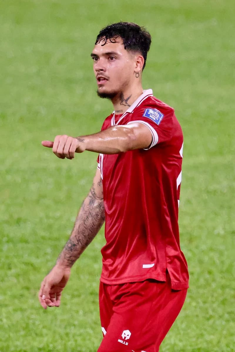Profil Shayne Pattynama