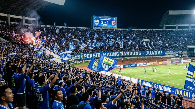 Jadwal Bola Malam Ini Live TV